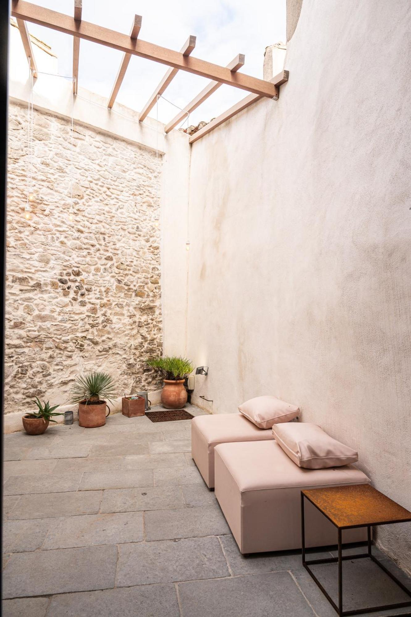 L'Arpete, Rue Trivalle قرقشونه المظهر الخارجي الصورة